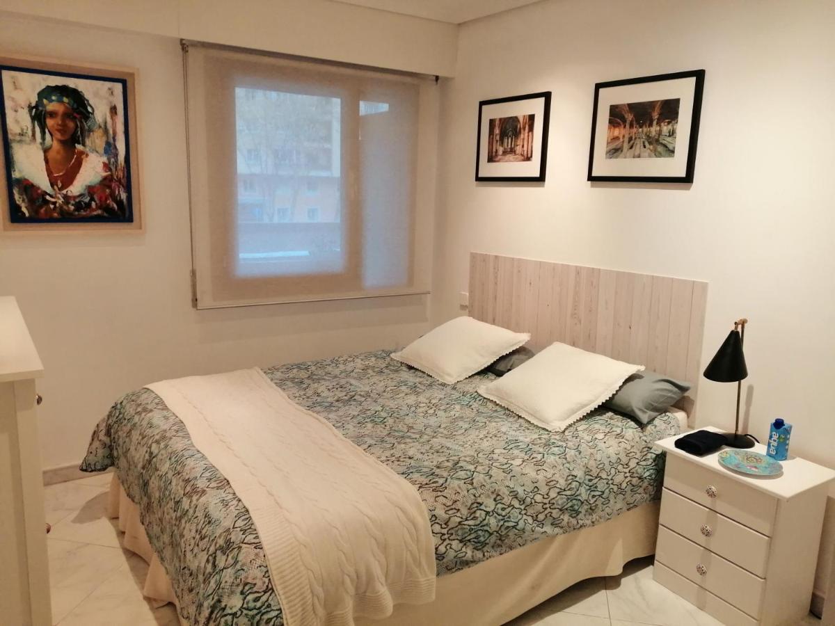 マドリードApartamento Junto Al Santiago Bernabeu Con Piscinaアパートメント エクステリア 写真