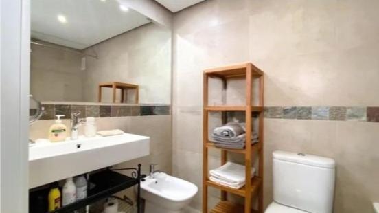 マドリードApartamento Junto Al Santiago Bernabeu Con Piscinaアパートメント エクステリア 写真