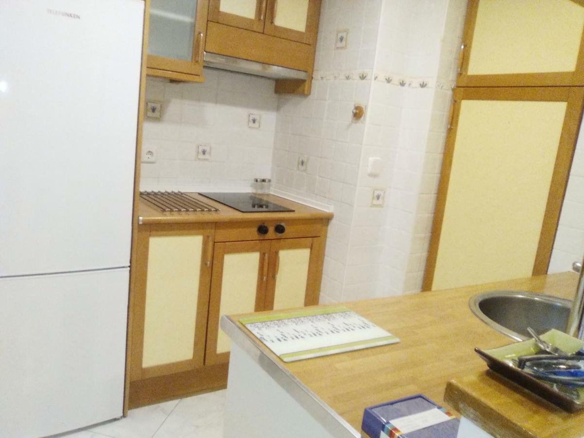 マドリードApartamento Junto Al Santiago Bernabeu Con Piscinaアパートメント エクステリア 写真