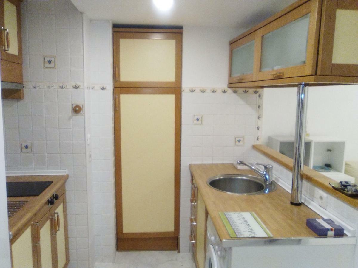 マドリードApartamento Junto Al Santiago Bernabeu Con Piscinaアパートメント エクステリア 写真